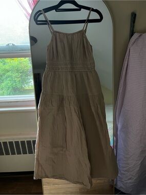Flowy Strappy Maxi Dress in Taupe Old Navy